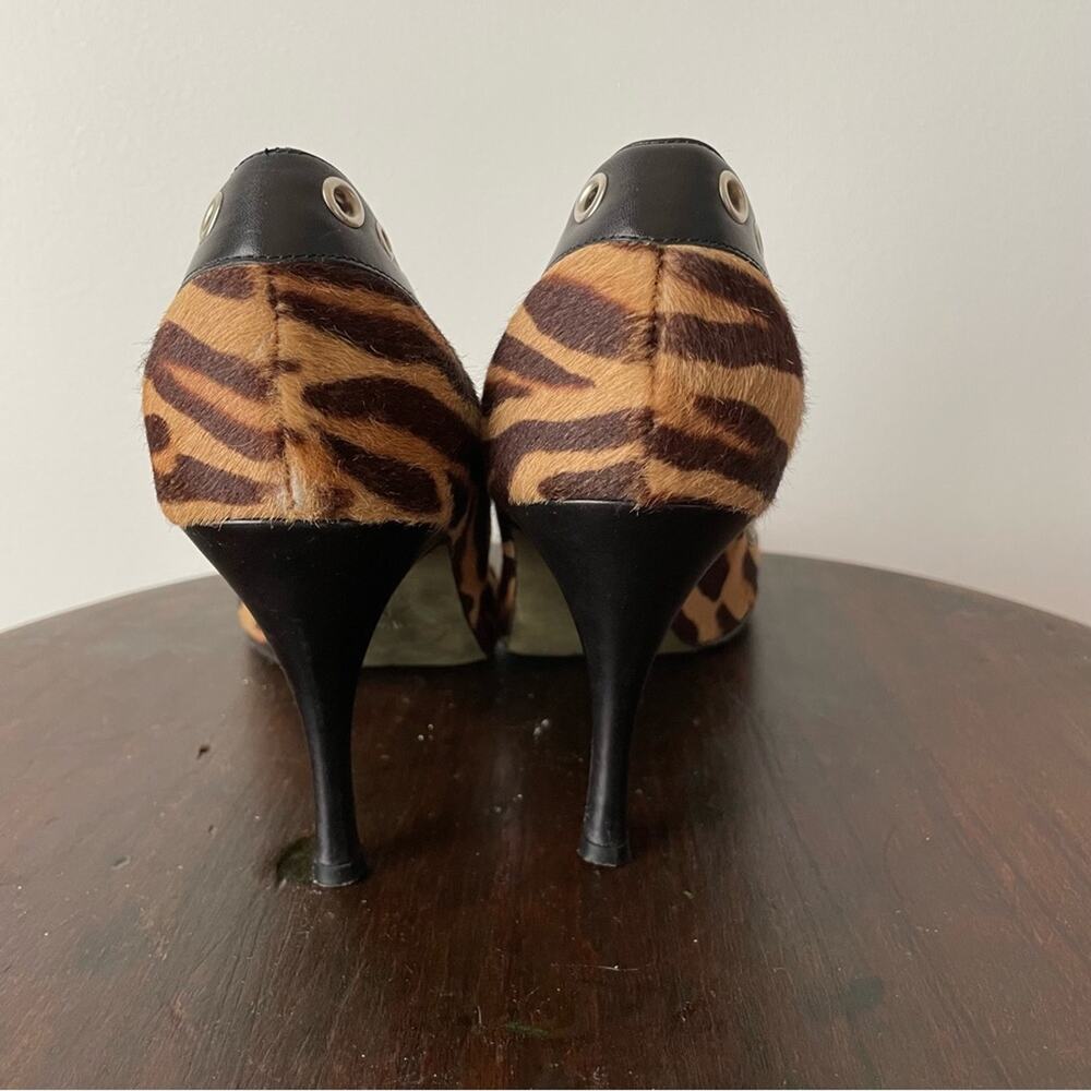 Donald J. Pliner Heels - Picture 6 of 10